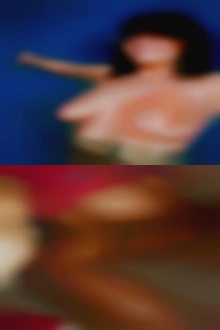I sm 5ft6 hot girl couple looking for with long legs.