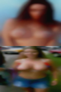 So i nude woman attract to woman xxx cool people.