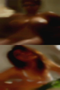 'I am girls in my nude bed.